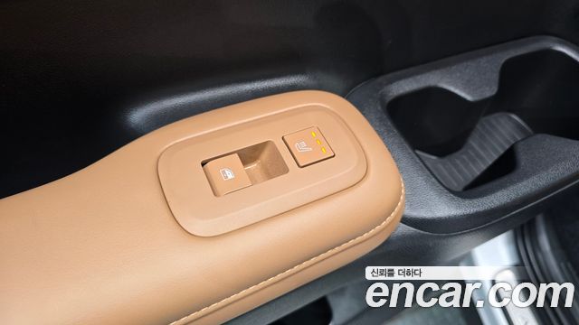 Hyundai Santafe 2025 — photo 29