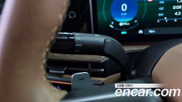 Hyundai Santafe 2024 — photo 29