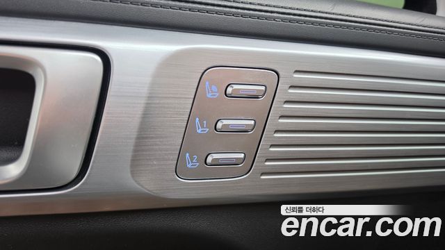 Hyundai Santafe 2024 — photo 31