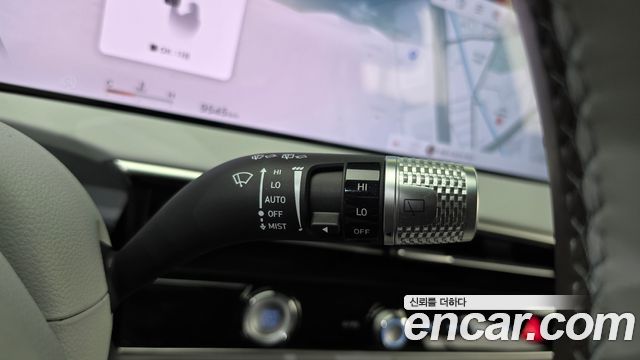 Genesis GV70 2025 — photo 28