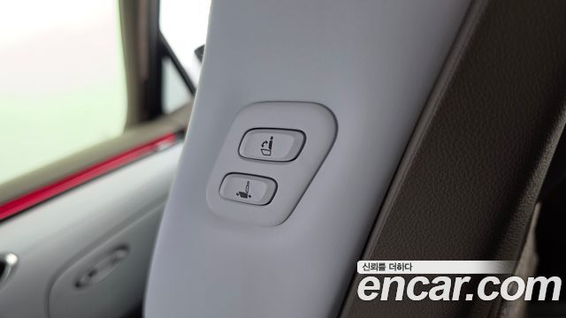 Genesis GV70 2025 — photo 31