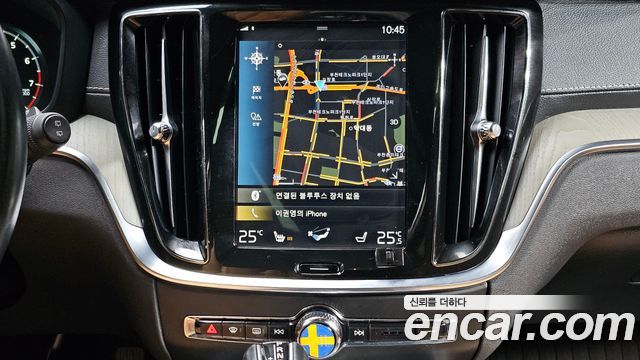Volvo V60 2019 — photo 14