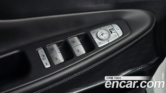 Hyundai Santafe 2022 — photo 15