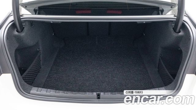 BMW 3-Series 2022 — photo 16