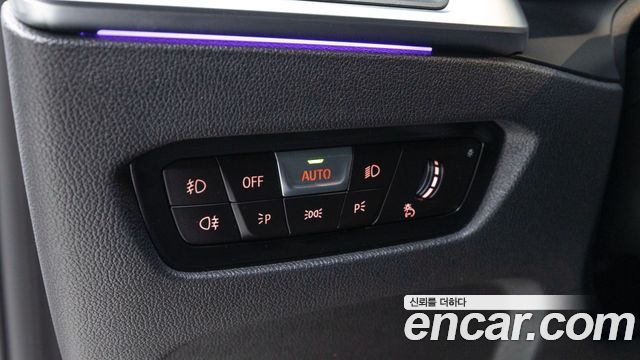 BMW 3-Series 2022 — photo 20