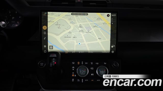 Land Rover Defender 2026 — photo 16