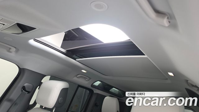 Land Rover Defender 2026 — photo 20