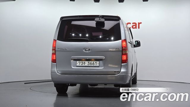Hyundai Starex 2012 — photo 4