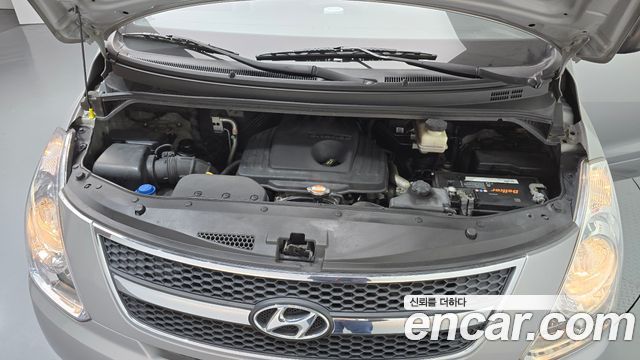 Hyundai Starex 2012 — photo 6
