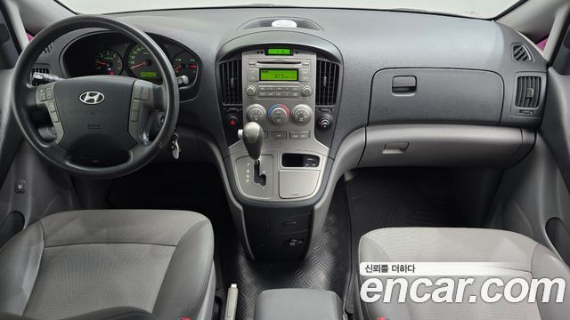 Hyundai Starex 2012 — photo 7