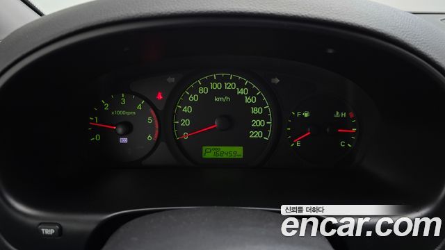 Hyundai Starex 2012 — photo 8