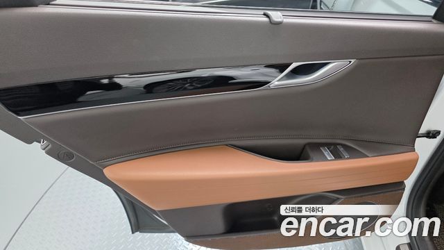 Genesis G80 2021 — photo 15