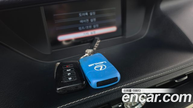 Lexus ES 2015 — photo 16