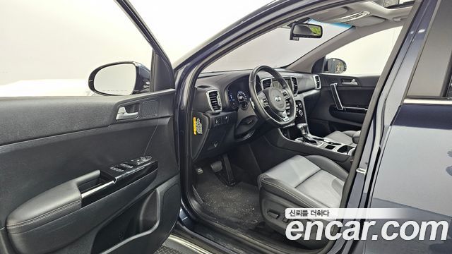 Kia Sportage 2018 — photo 13