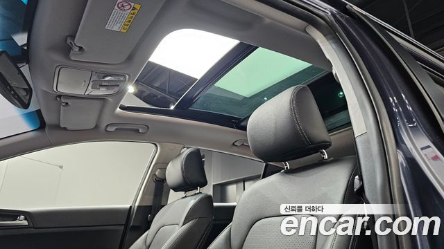 Kia Sportage 2018 — photo 24