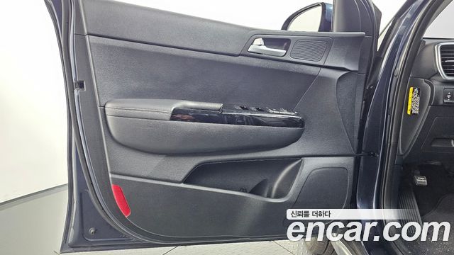 Kia Sportage 2018 — photo 14