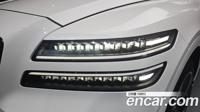Genesis GV80 2024 — photo 8