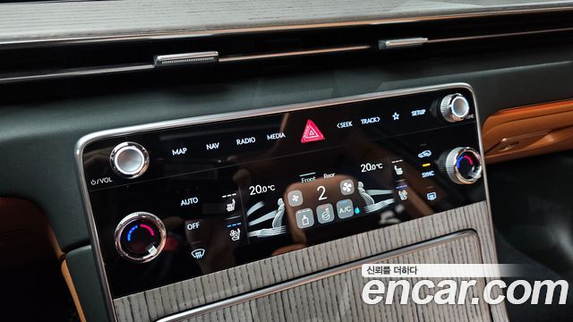 Genesis GV80 2024 — photo 29