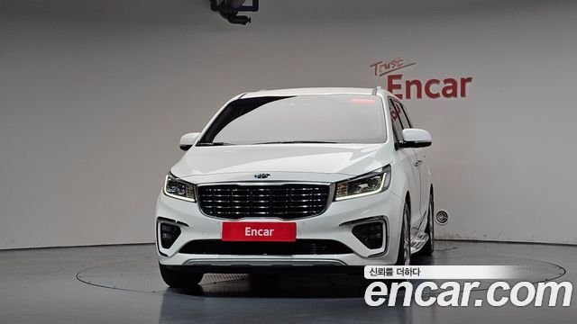 Kia Canival 2019 — photo 3