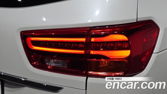 Kia Canival 2019 — photo 9