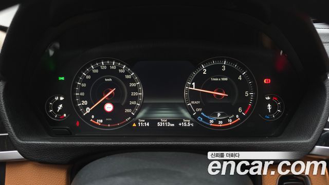 BMW Gran Turismo 2020 — photo 8