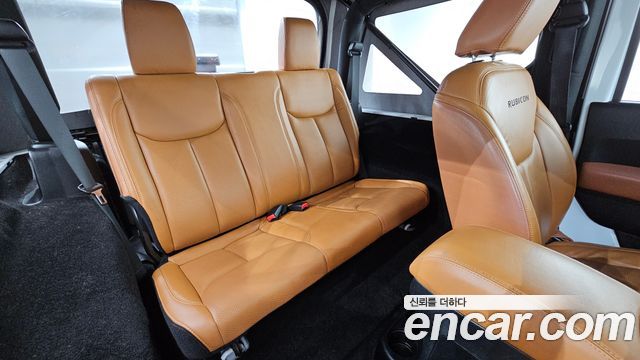 Jeep Wrangler 2017 — photo 18