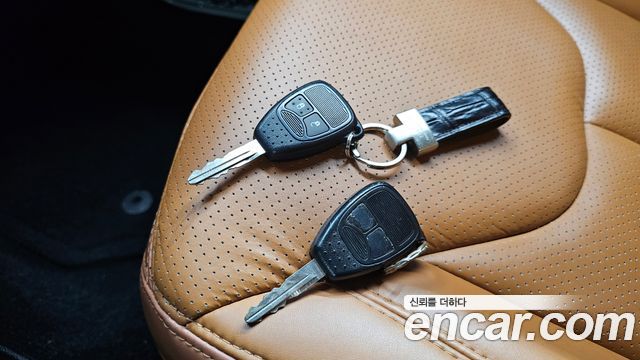 Jeep Wrangler 2017 — photo 25