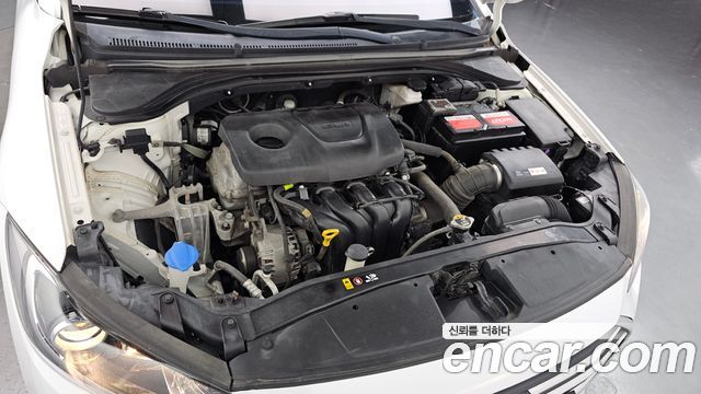 Hyundai AVANTE 2018 — photo 6