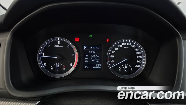 Hyundai Sonata 2019 — photo 11