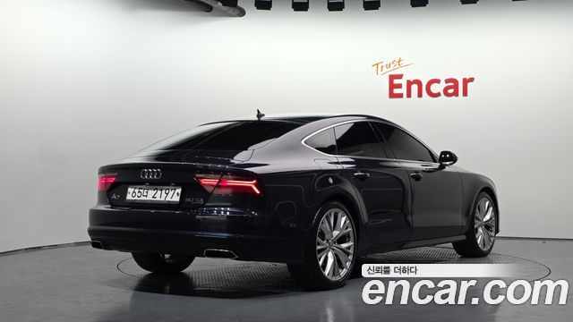 Audi A7 2016 — photo 2