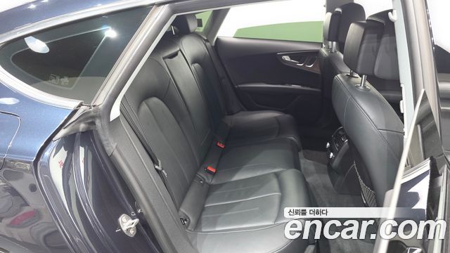 Audi A7 2016 — photo 11
