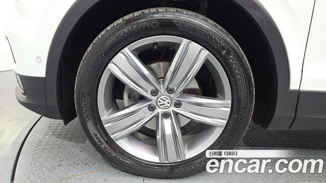 Volkswagen Tiguan 2018 — photo 5