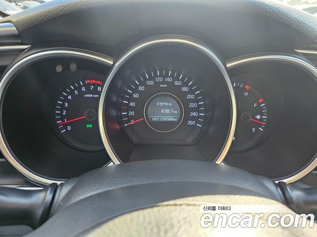 Kia K5 2014 — photo 9