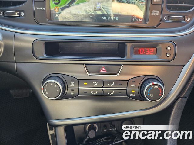 Kia K5 2014 — photo 13