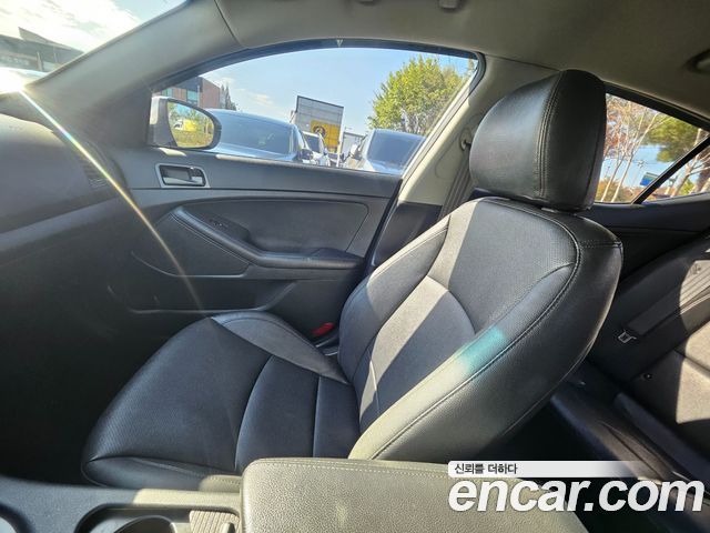 Kia K5 2014 — photo 17