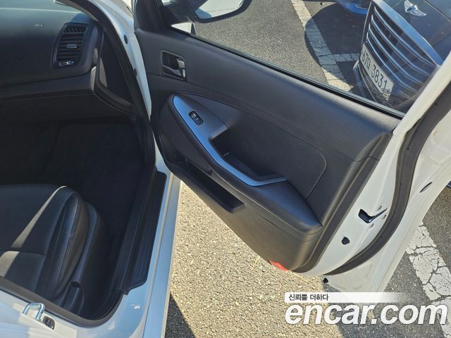 Kia K5 2014 — photo 20