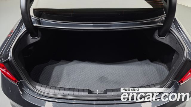 Hyundai Grandeur 2018 — photo 20