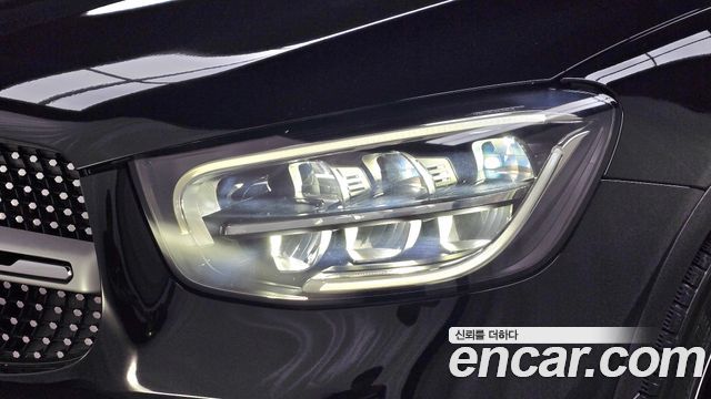 Mercedes-Benz GLC-Class 2020 — photo 8