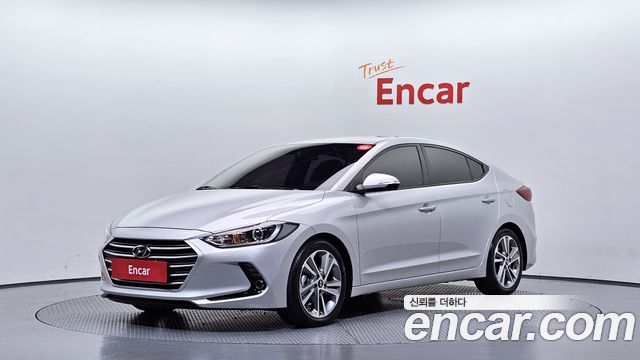 Hyundai AVANTE 2017 — photo 1