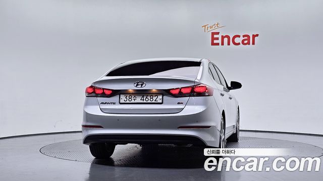 Hyundai AVANTE 2017 — photo 4