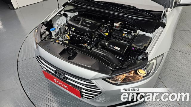 Hyundai AVANTE 2017 — photo 6