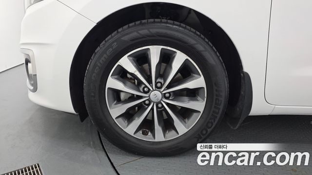 Kia Canival 2017 — photo 5