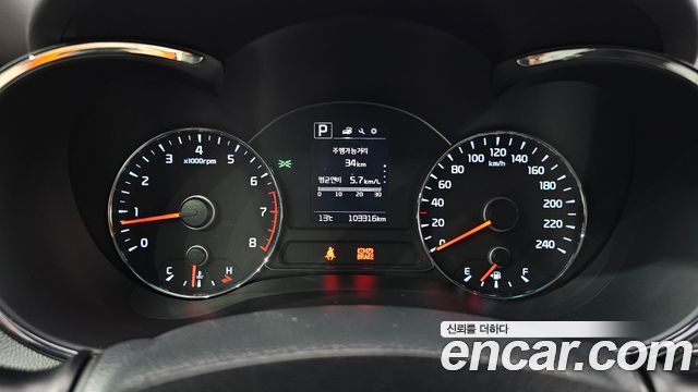 Kia K3 2017 — photo 8
