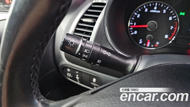 Kia K3 2017 — photo 17