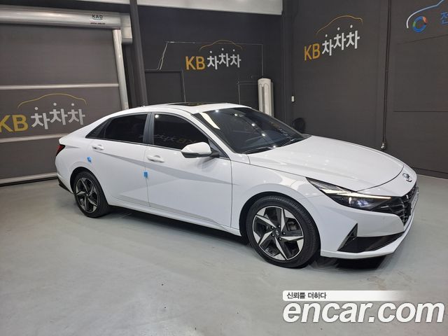 Hyundai AVANTE 2021 — photo 1
