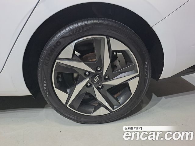 Hyundai AVANTE 2021 — photo 6