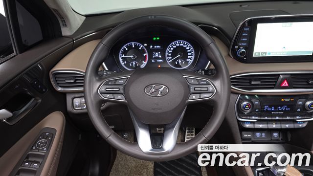 Hyundai Santafe 2019 — photo 19