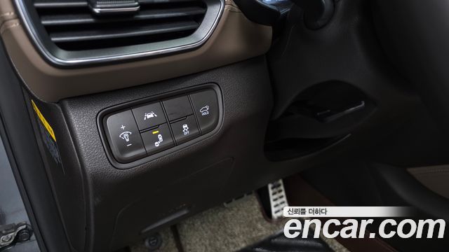Hyundai Santafe 2019 — photo 22