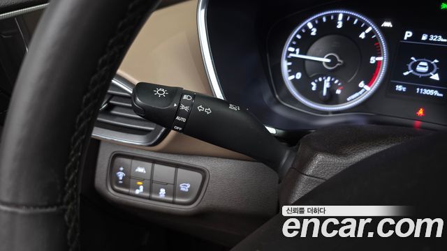Hyundai Santafe 2019 — photo 23