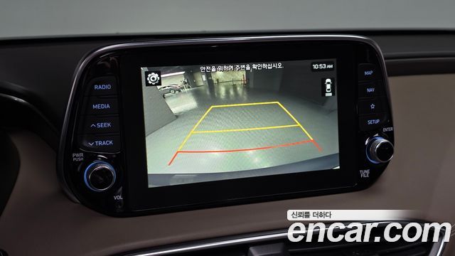 Hyundai Santafe 2019 — photo 26